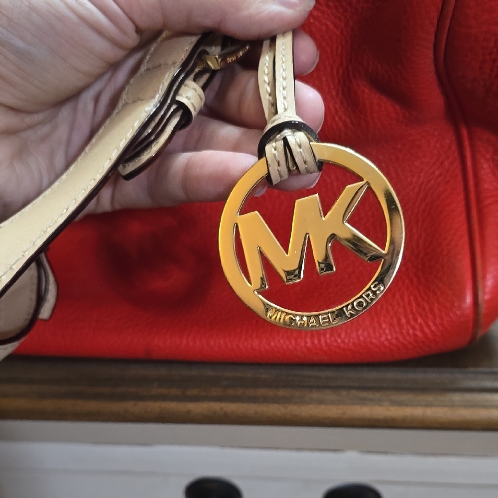 Red Leather Handbag - Picture 3 of 6